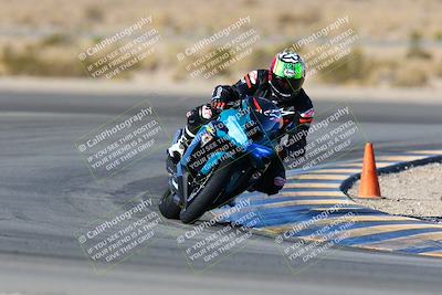 media/Jan-09-2022-SoCal Trackdays (Sun) [[2b1fec8404]]/Turn 11 (935am)/